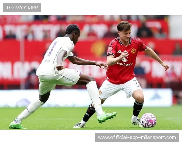 曼联训练场热议：如何在高位压迫下保证传球成功率？